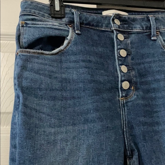 Abercrombie Jeans - Picture 2 of 5